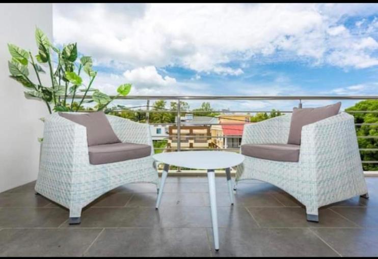 Luxury Westwood Apartment+Pool Flic en Flac Экстерьер фото